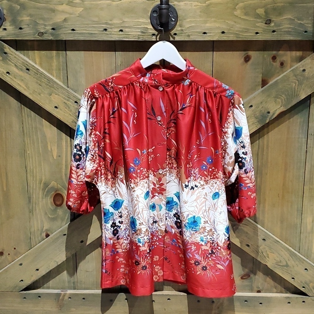 VINTAGE FLORAL BUTTON DOWN  BLOUSE TOP WITH PLEATS